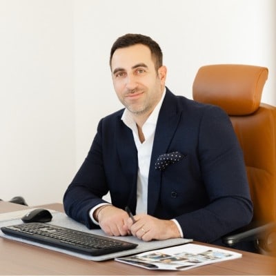 Mikael Guéviguian, Family Officer